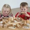 Blocchi in legno specchiati con vassoio contenitore