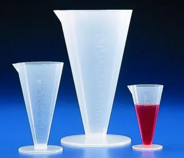 Calice graduato 250 ml in plastica