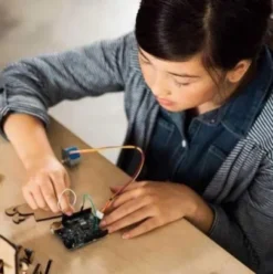 Corso di formazione Microcontrollori a lezione: a scuola con Arduino - introduttivo
